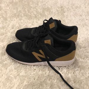 New balance shoes